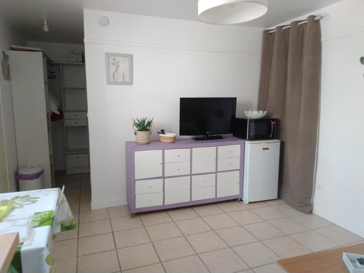 Studio Neuf Climatise Proche D'Agde Bessan Εξωτερικό φωτογραφία